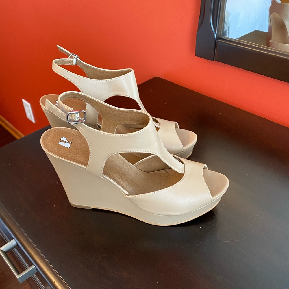 Taupe wedge sandals